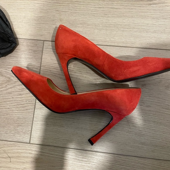 Nine West Suede Shoes - Picture 4 of 6